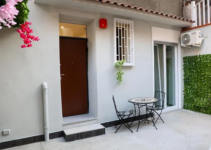 Spend Night Gæstehus Napoli