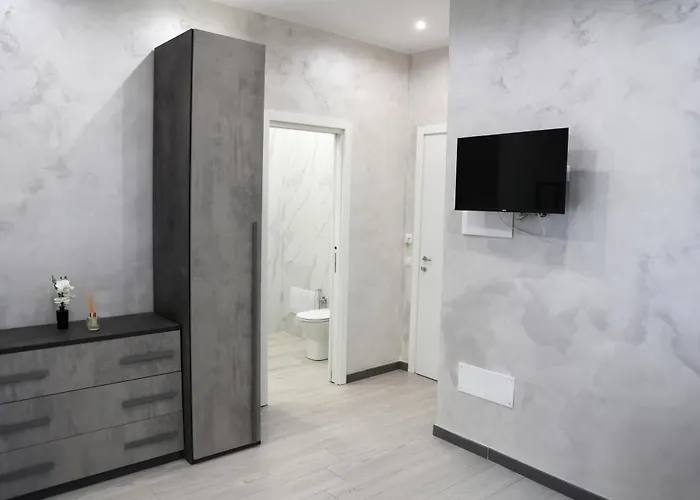 Spend Night 3* Napoli